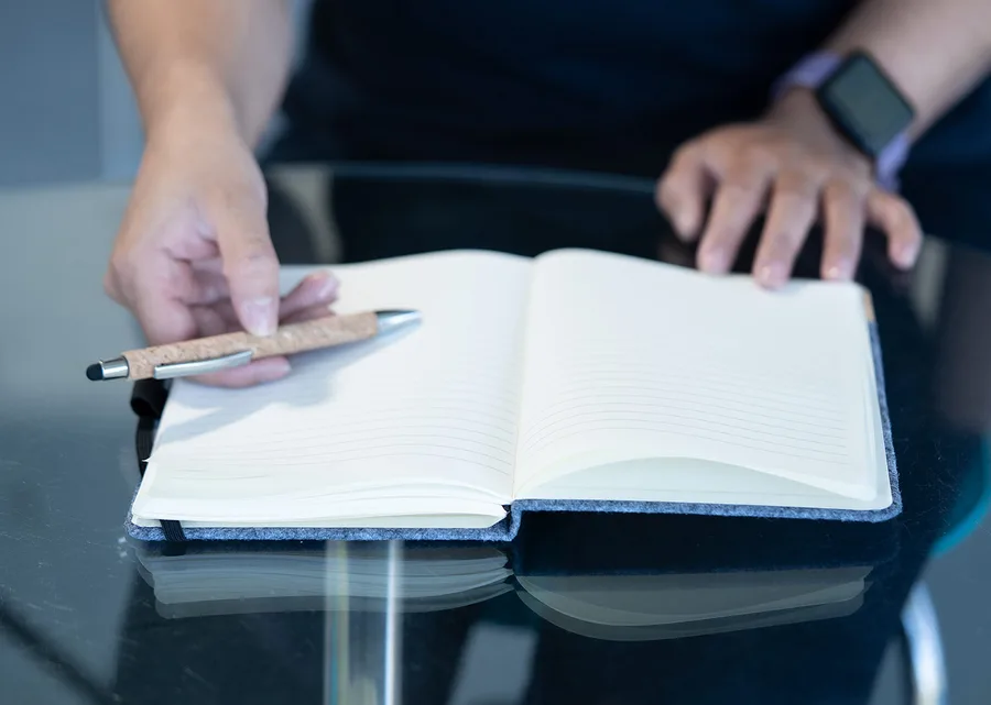 Libreta Page con Bolígrafo 8