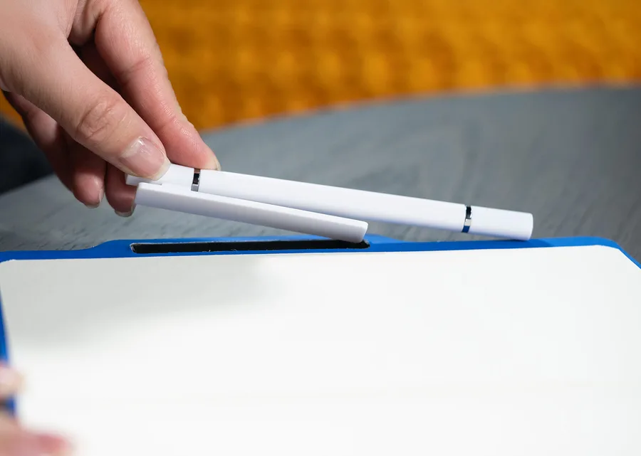 Libreta Lamine con Bolígrafo 3